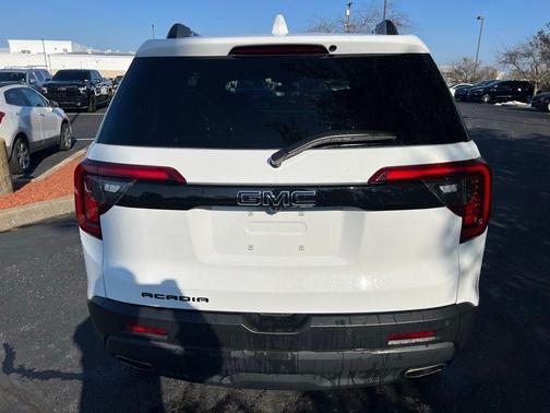 2023 GMC Acadia FWD SLE