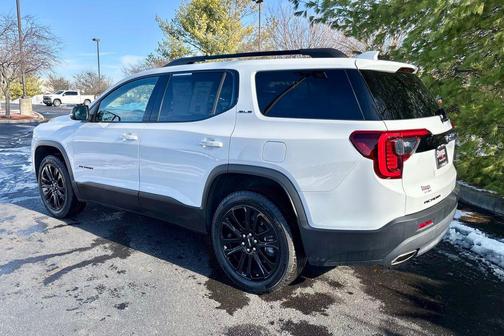 2023 GMC Acadia FWD SLE