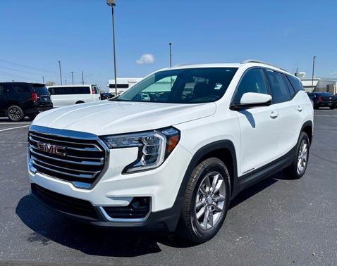 Summit White 2024 GMC Terrain SLT