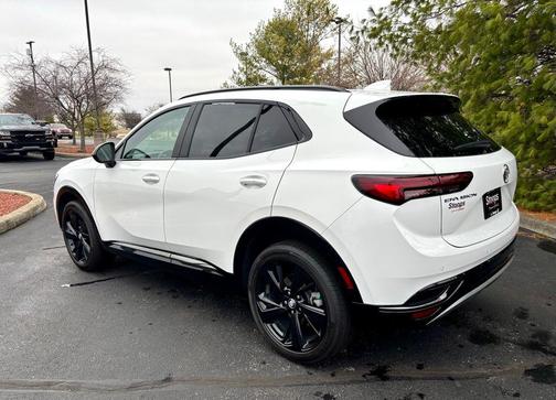 2022 Buick Envision FWD Essence