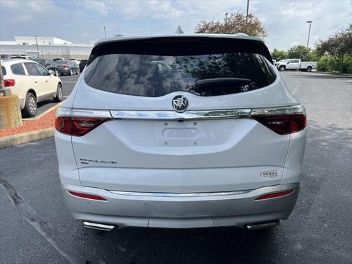 2022 Buick Enclave AWD Essence