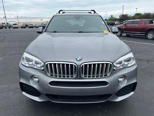 Space Gray Metallic 2017 BMW X5 xDrive50i