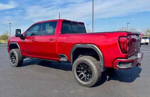 Cayenne Red Tintcoat 2022 GMC Sierra 2500 AT4