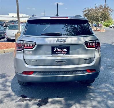 2022 Jeep Compass Latitude Lux