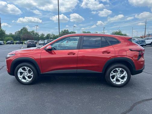 Cayenne Orange Metallic 2024 Chevrolet Trax LS