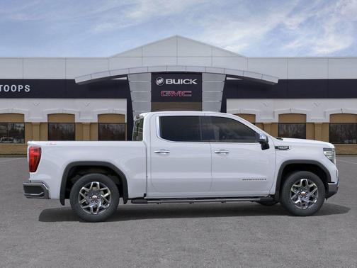 Glacier White Tricoat 2026 GMC Sierra 1500 SLT
