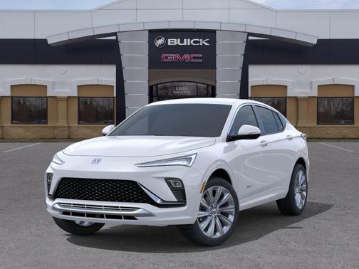 White Frost Tricoat 2026 Buick Envista Avenir FWD