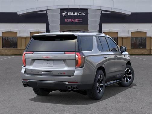 2025 GMC Yukon 4WD AT4