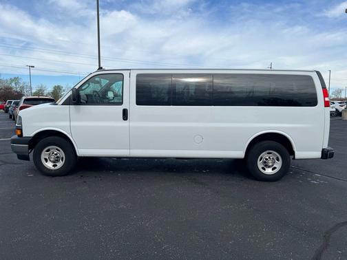 Summit White 2024 Chevrolet Express 3500 RWD 3500 Extended Wheelbase LT