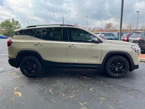 2023 GMC Terrain AWD AT4