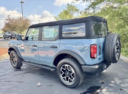 2022 Ford Bronco Base