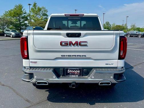 White Frost Tricoat 2023 GMC Sierra 1500 SLT