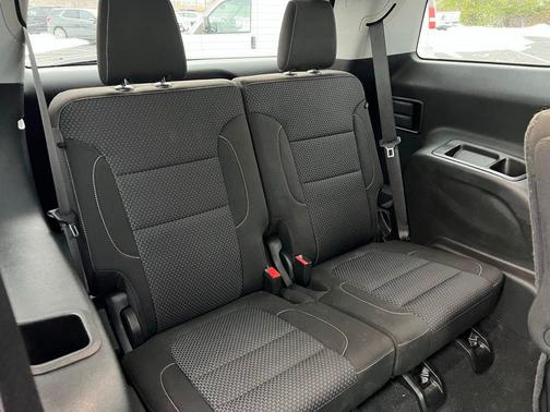 2023 GMC Acadia FWD SLE