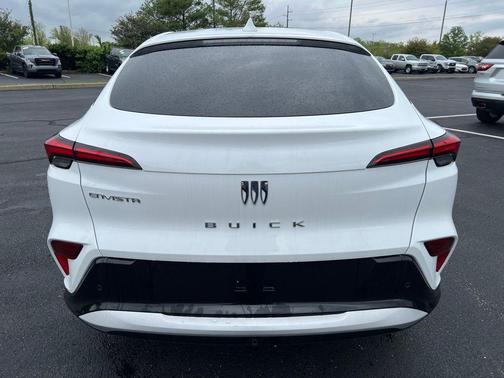 Summit White 2025 Buick Envista Sport Touring FWD