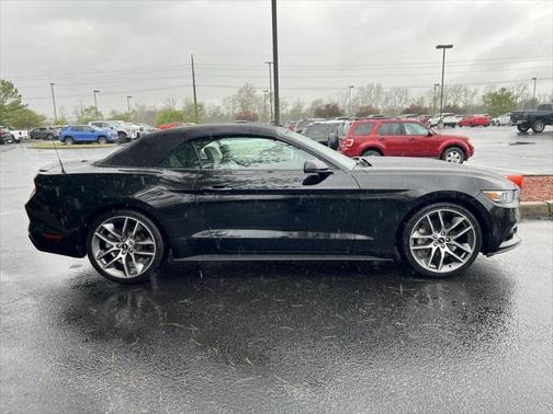 2017 Ford Mustang EcoBoost Premium