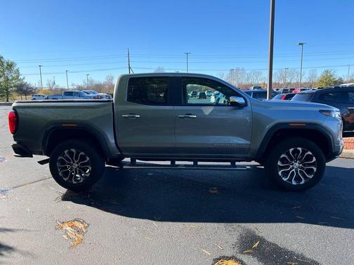 2023 GMC Canyon Denali