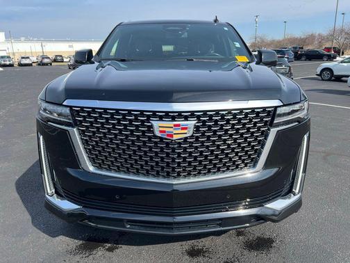 2024 Cadillac Escalade ESV Luxury