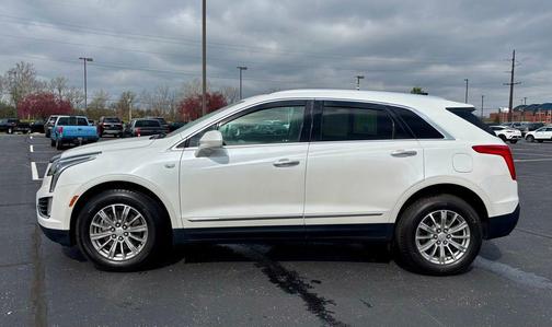 Crystal White Tricoat 2017 Cadillac XT5 Luxury