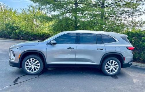 2025 Buick Enclave Preferred FWD