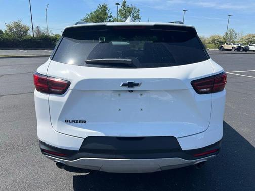 Summit White 2024 Chevrolet Blazer 3LT