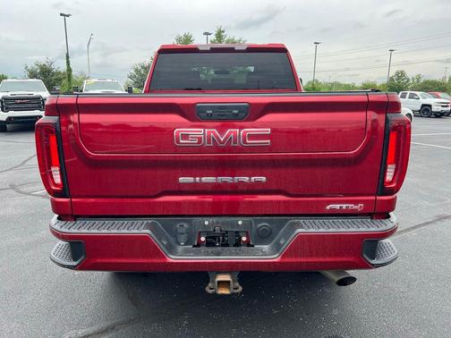 Cayenne Red Tintcoat 2022 GMC Sierra 2500 AT4