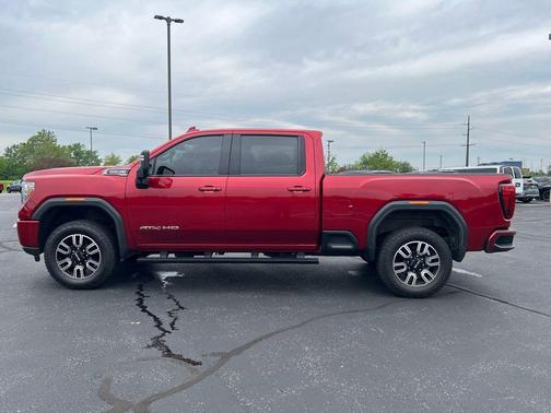 Cayenne Red Tintcoat 2022 GMC Sierra 2500 AT4
