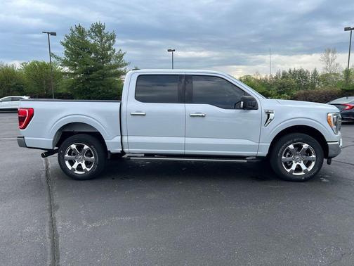 White 2021 Ford F-150 XLT