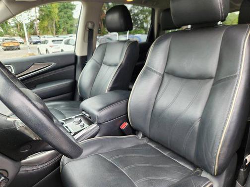 2018 INFINITI QX60 Base