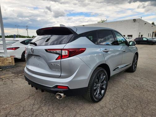 Solar Silver Metallic 2025 Acura RDX Base