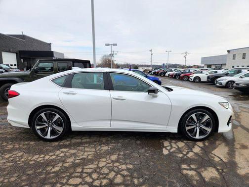 2025 Acura TLX Technology