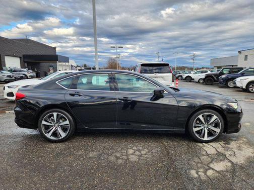 2025 Acura TLX Technology