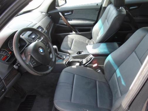 Photo 2 of 12 of 2007 BMW X3 3.0si