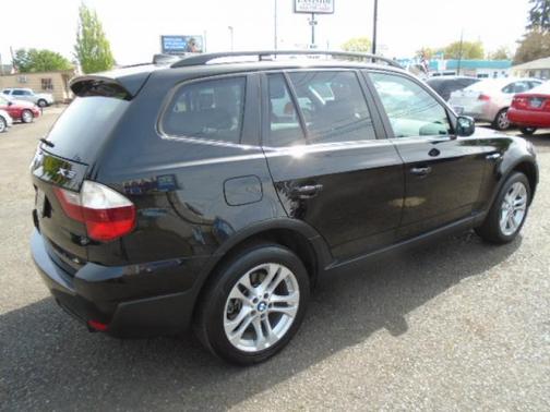 Photo 4 of 12 of 2007 BMW X3 3.0si
