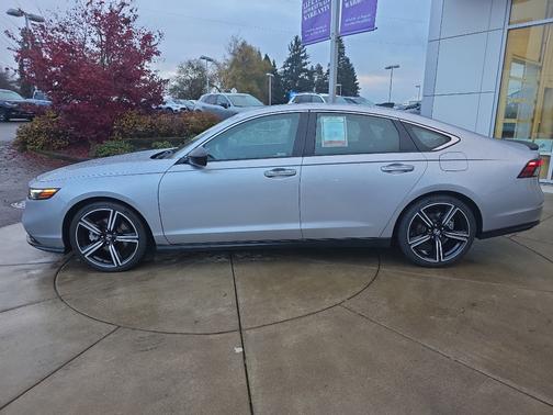2024 Honda Accord Hybrid 