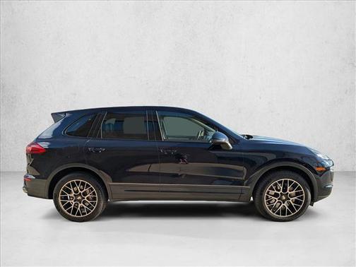 2017 Porsche Cayenne S