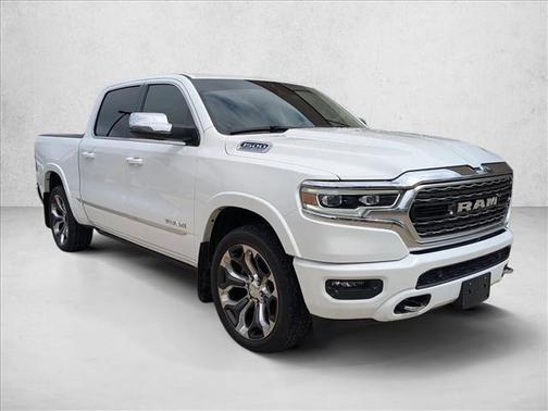 Bright White Clearcoat 2023 RAM 1500 Limited