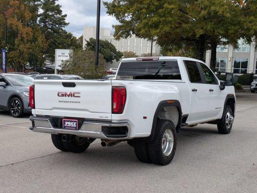 2022 GMC Sierra 3500 Base