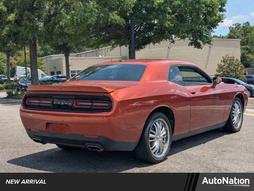2021 Dodge Challenger SXT