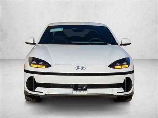 2025 Hyundai IONIQ 6 SE