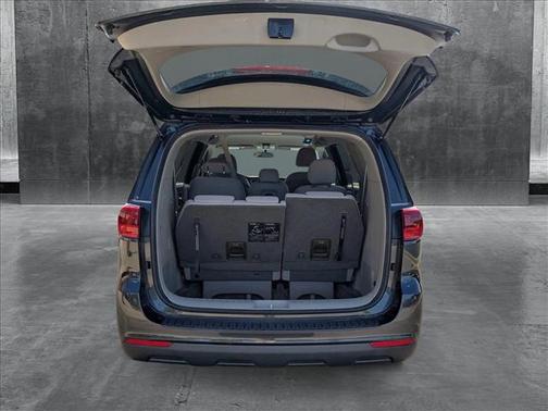 2021 Kia Sedona LX