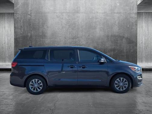 2021 Kia Sedona LX