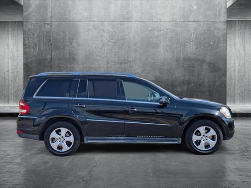 2011 Mercedes-Benz GL-Class 4MATIC