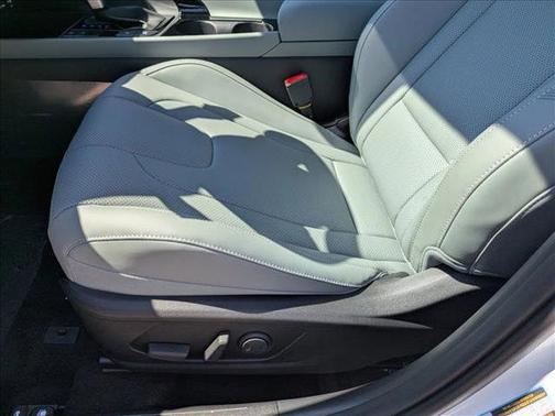 2025 Hyundai ELANTRA HEV Limited