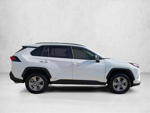 2023 Toyota RAV4 Hybrid SE
