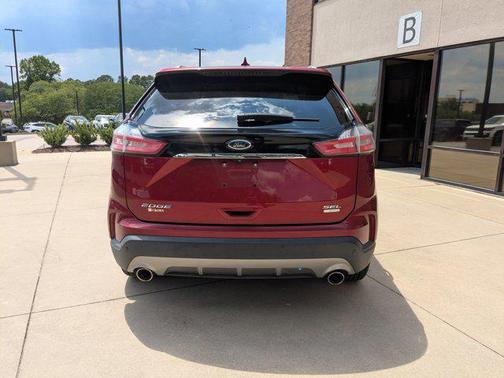 Ruby Red Metallic Tinted Clearcoat 2019 Ford Edge SEL