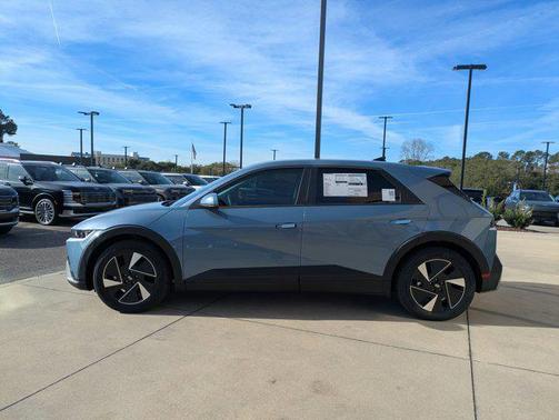 2026 Hyundai IONIQ 5 SE