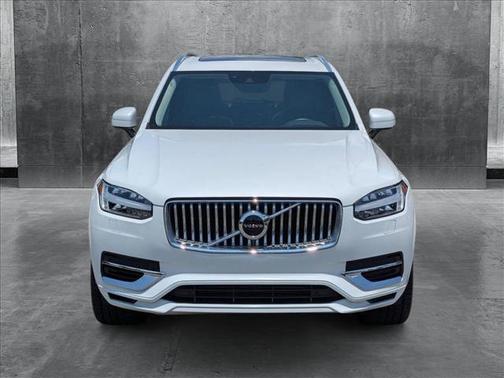 2021 Volvo XC90 Recharge Plug-In Hybrid T8 Inscription Expression 7 Passenger