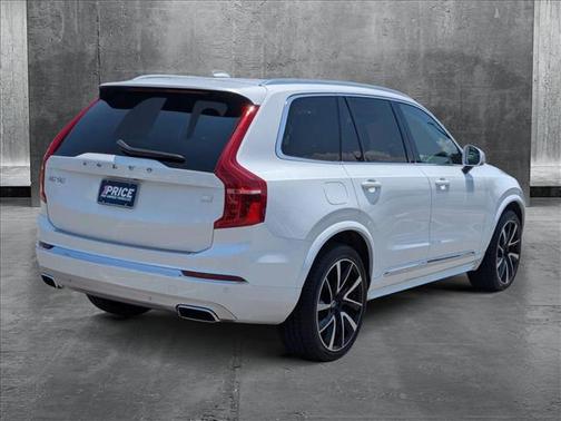 2021 Volvo XC90 Recharge Plug-In Hybrid T8 Inscription Expression 7 Passenger