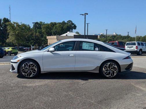 2025 Hyundai IONIQ 6 SEL