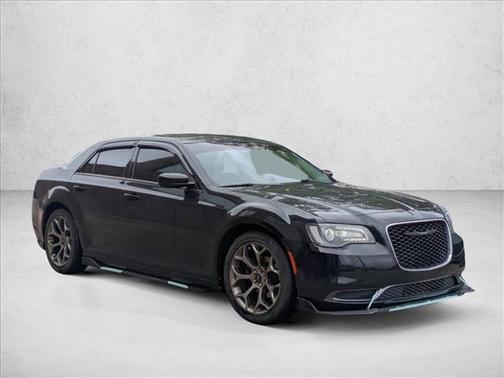 2018 Chrysler 300 Touring